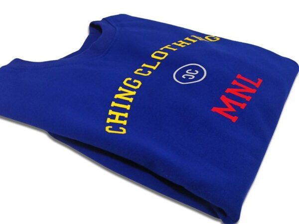 Folded view of the CC Sweat MNL Royal